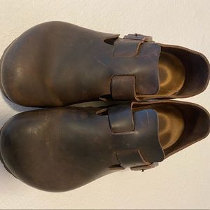 London Birkenstocks oiled leather tobacco.  Size 39.